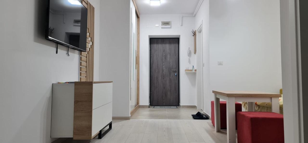 Studio Spatios,Intim+ Loc Parcare Propriu,Vedere Panoramica,Utilat De Lux Бухарест Экстерьер фото